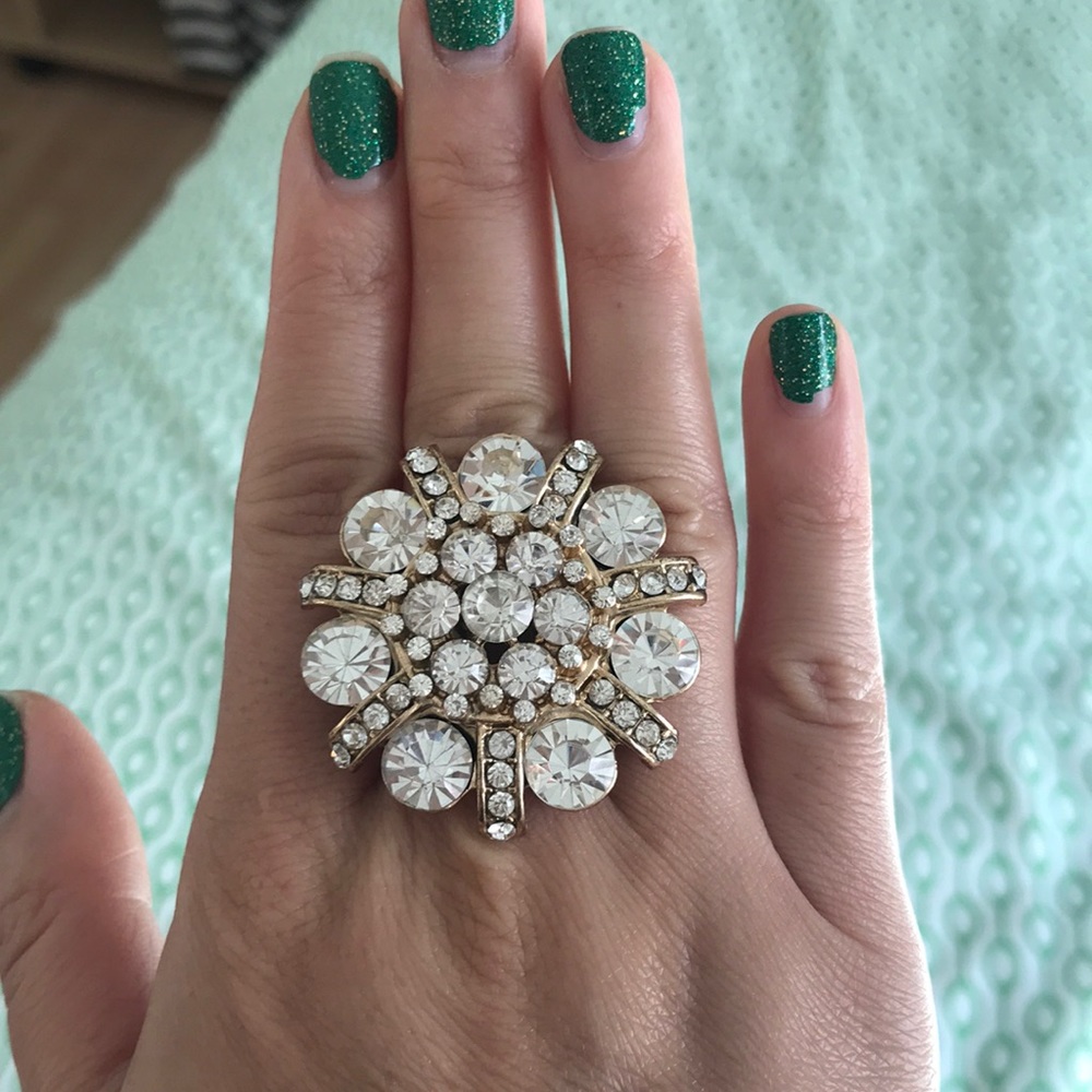 Rhinestone and gold chunky elastic ring